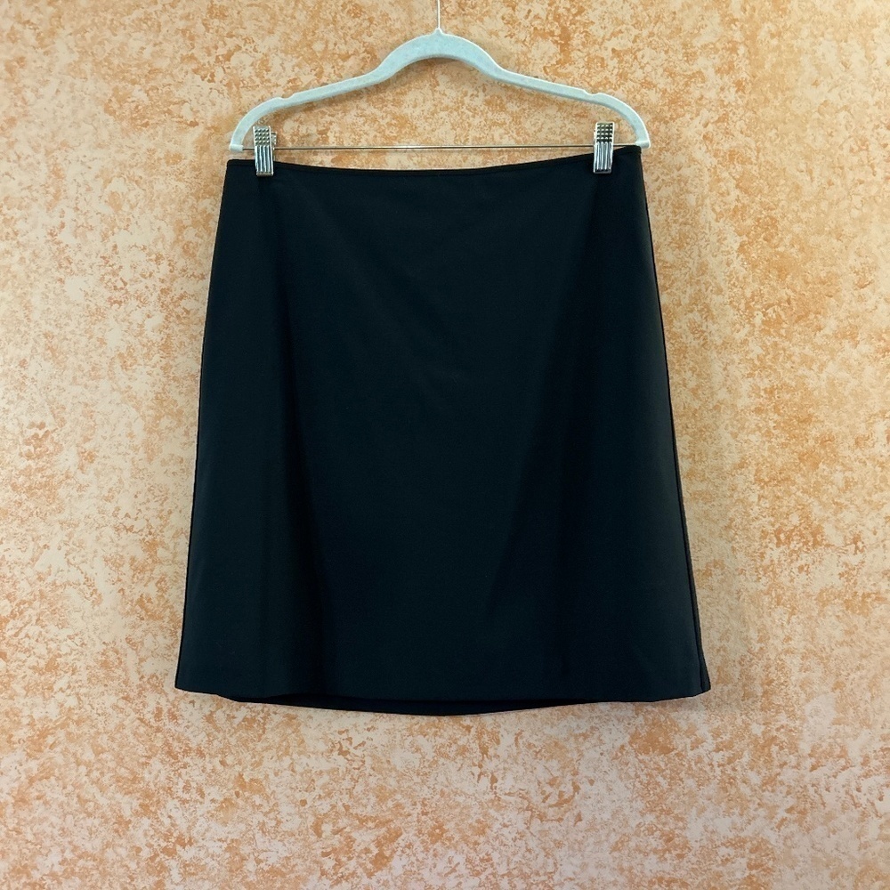 🌿SALE🌿ELIE TAHARI Black Skirt size 12